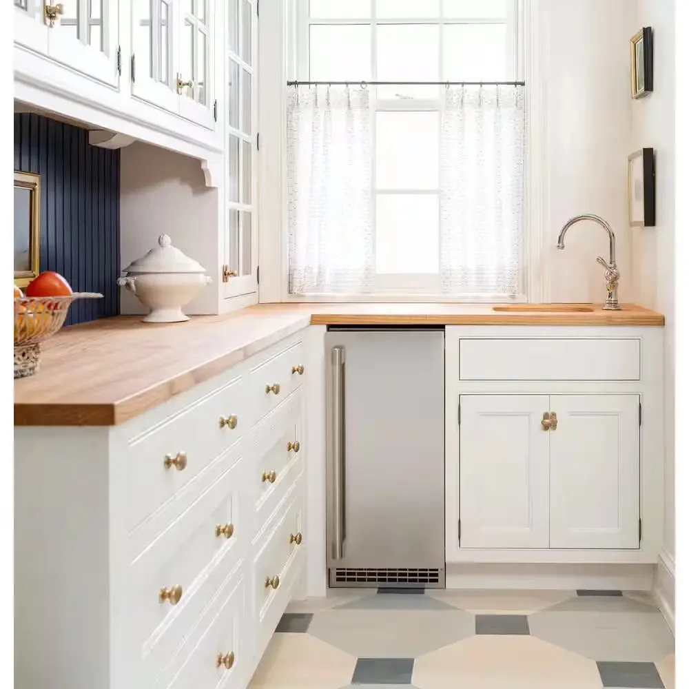 15 in 50Lb Built-In or Freestanding Ice Maker with Cubed Ice, Custom Panel Ready