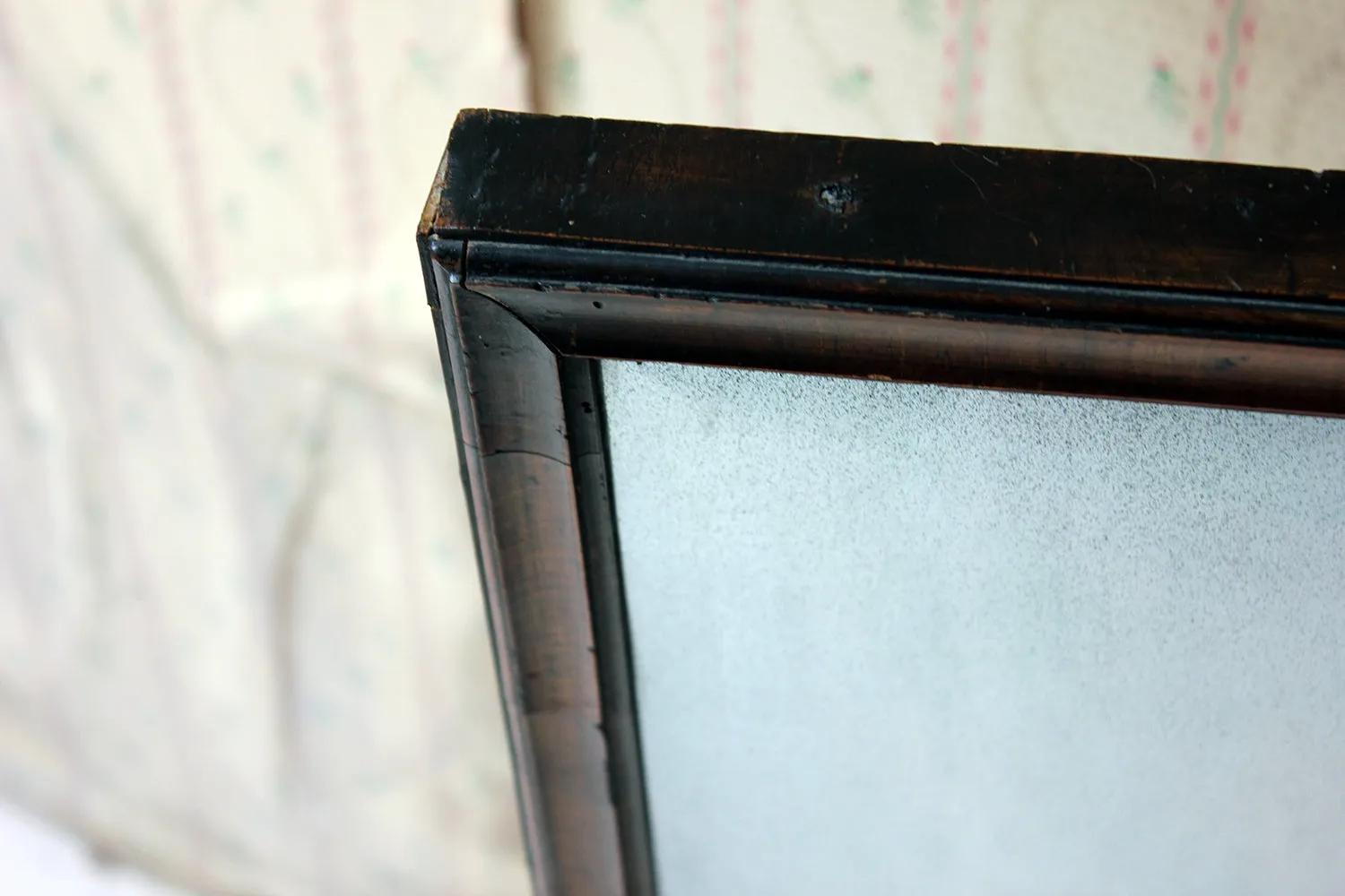 A George III Period Walnut Cushion Framed Rectangular Wall Mirror c.1800