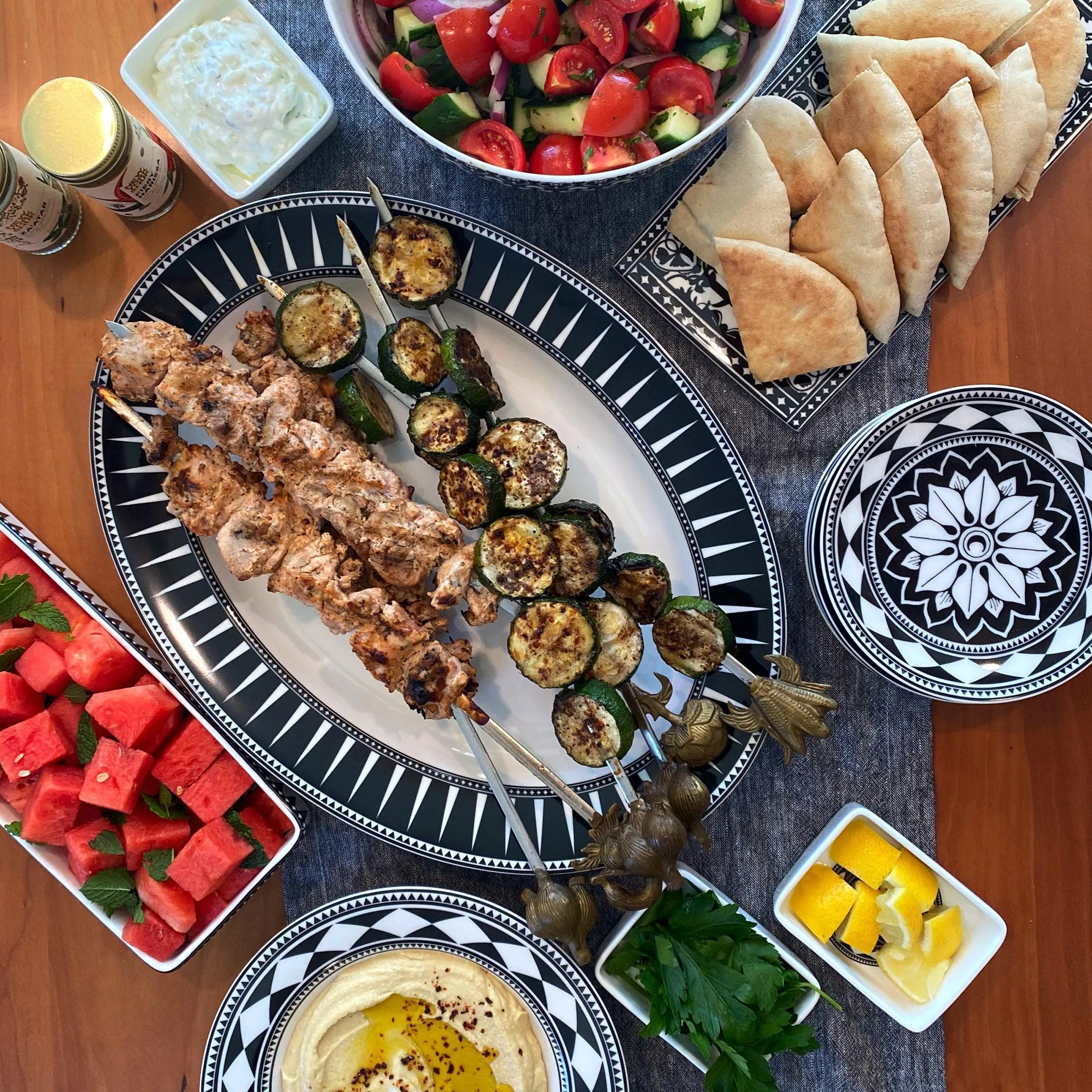 Casablanca Nested Appetizer Tray & Spoon Set