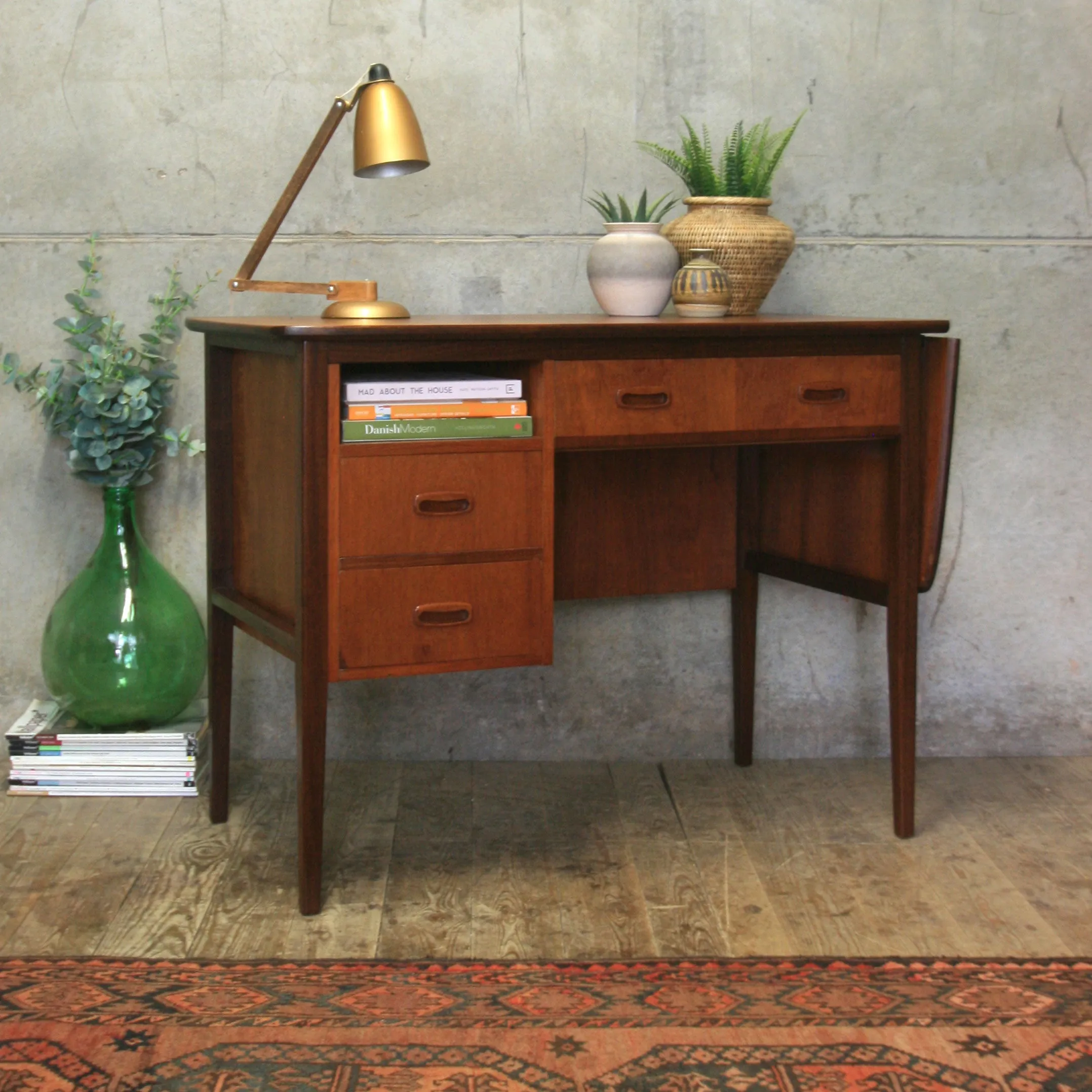 Mid Century Teak Extending Desk - 1004a