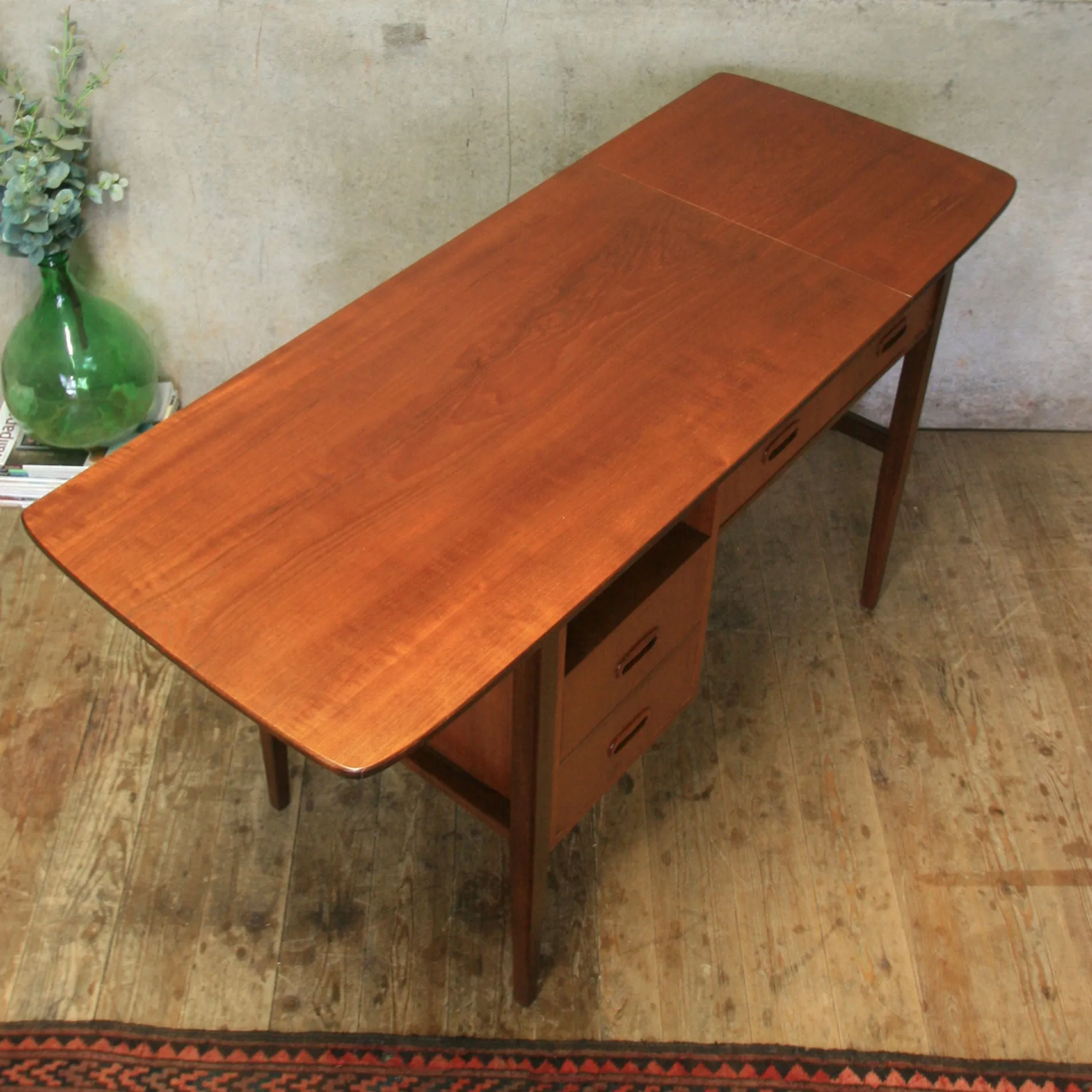 Mid Century Teak Extending Desk - 1004a