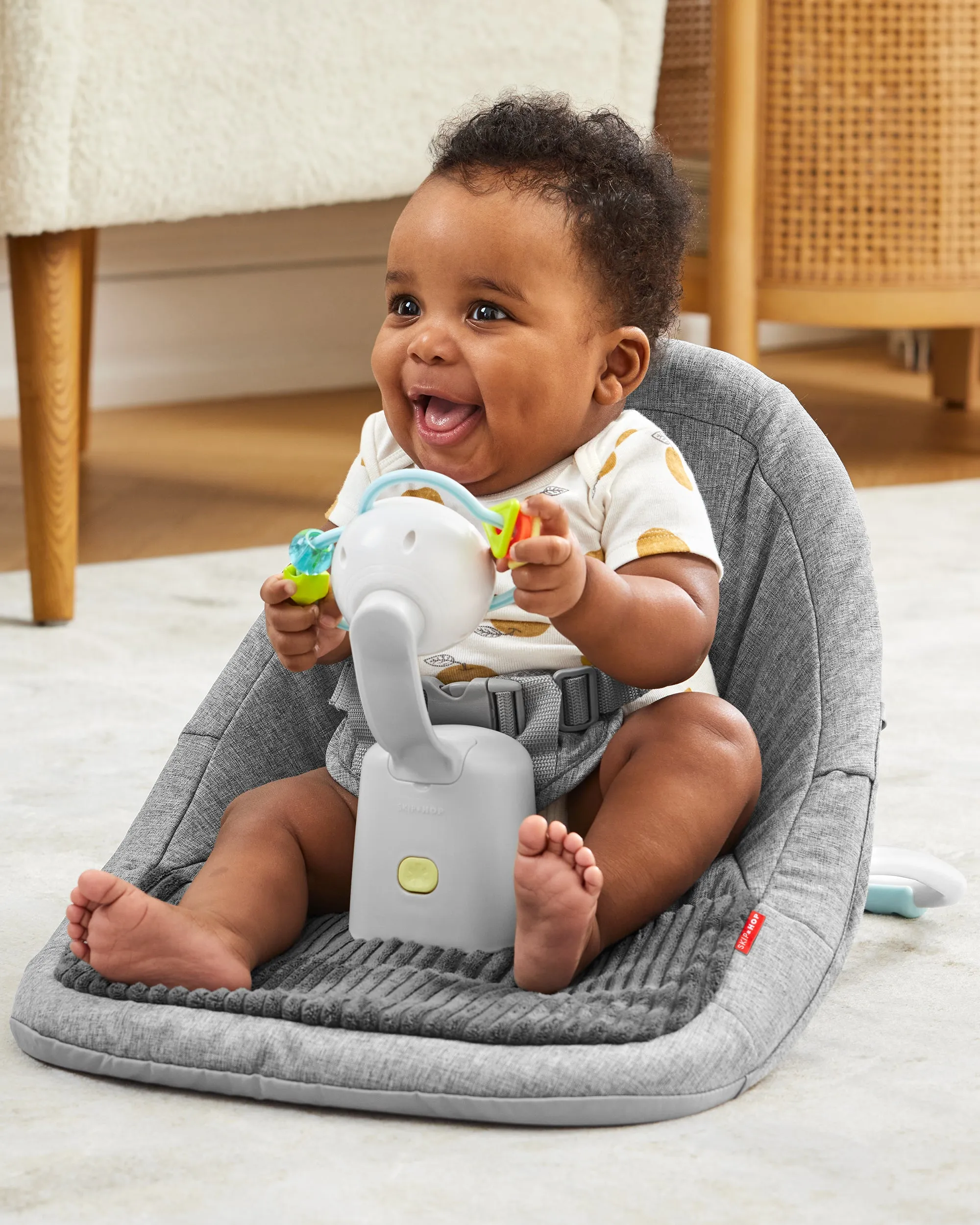 Skip Hop Silver Lining Cloud Upright Activity Floor Seat